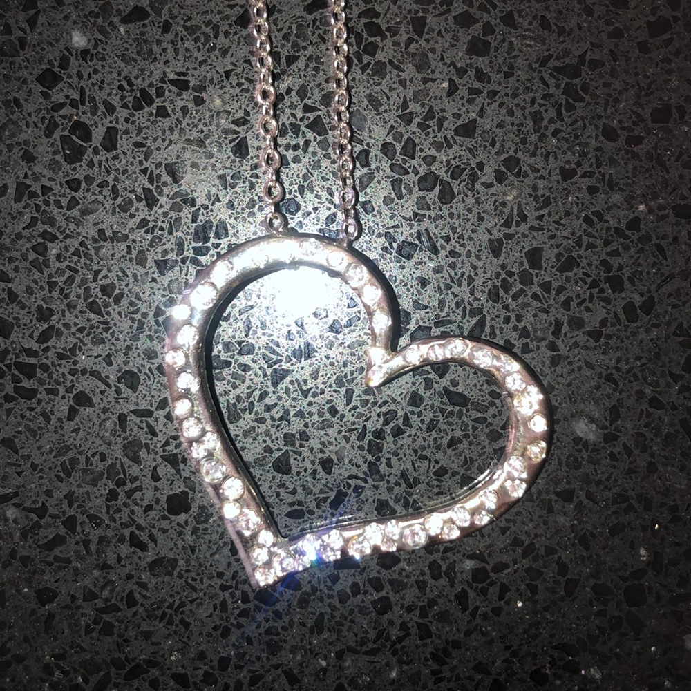 NWT Sparkling Floating Heart